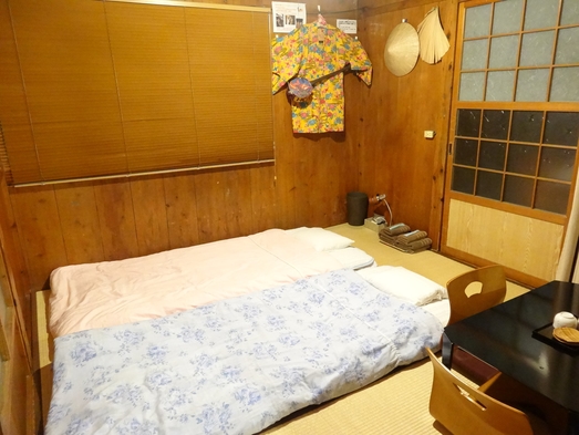 素泊まりプラン　沖縄古民家和室をツイン利用。カップルやグループ、親子向け